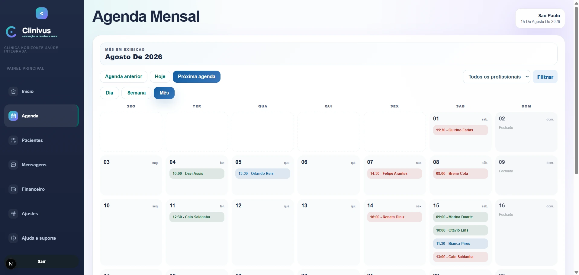 Agenda mensal do Clinivus com atendimentos distribuídos no calendário